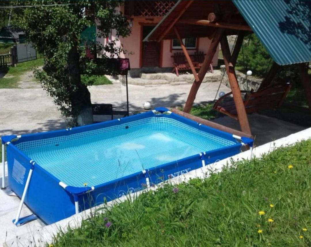 Holiday Home Melodiya Karpat ยาเรมชา ภายนอก รูปภาพ